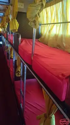 Apple Bus Bus-Seats Image