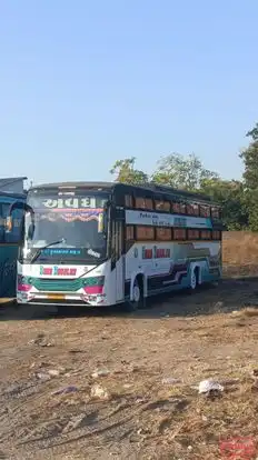 Avadh Travels Bus-Front Image