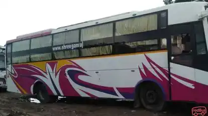 Shree Ganraj Roadlines Bus-Side Image