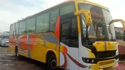 Shree Ganraj Roadlines Bus-Front Image
