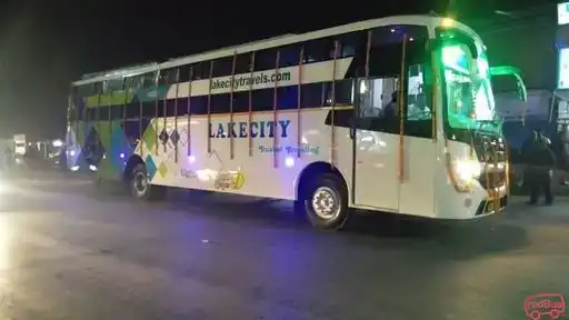 Lakecity Travels Bus-Front Image