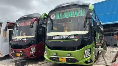 Ravi Multani Sona Bus-Front Image