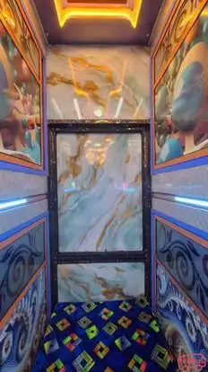 Gayatri Travels Bus-Amenities Image