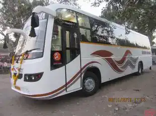 Siddhi Vinayak Travels Bus-Side Image