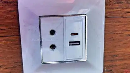 Shree Ram Travels Bus-Amenities Image