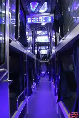 Shrijee Travels Bus-Front Image
