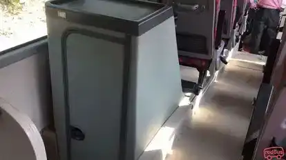 YellowPedal Bus-Amenities Image