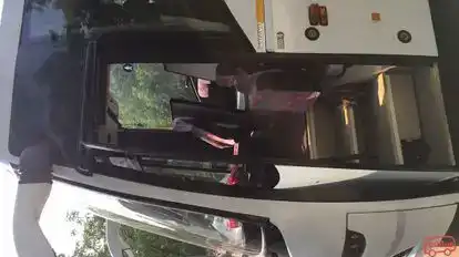 YellowPedal Bus-Front Image