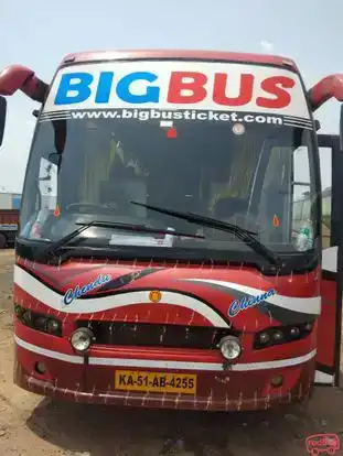 BigBus Bus-Front Image