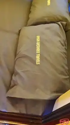 Anshi Raj Shree Travels Bus-Amenities Image