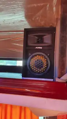 Prithvi Vahan Bus-Amenities Image