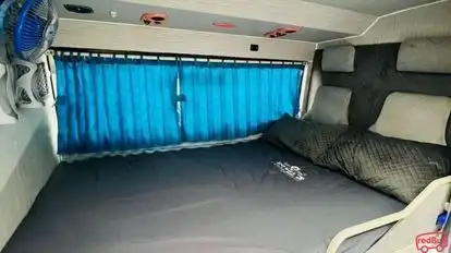 New Royal Travels (Raipur) Bus-Amenities Image