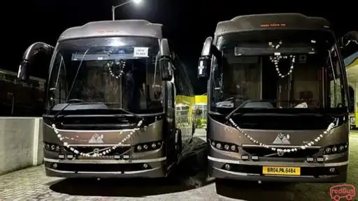 Mahalaxmi Travels Bus-Front Image