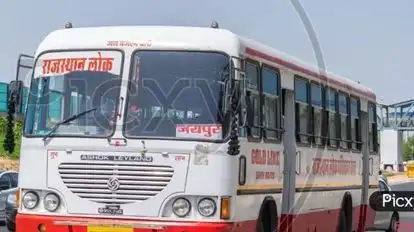 Naveen Tour and Travels Bus-Front Image