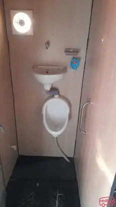 Naveen Tour and Travels Bus-Amenities Image