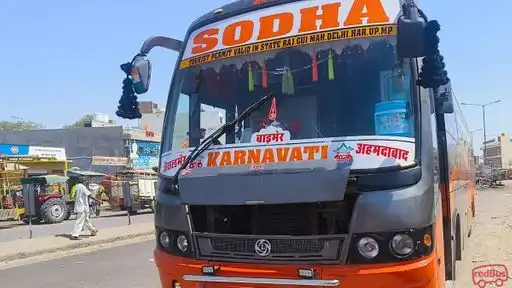 Karnavati Travels Bus-Front Image