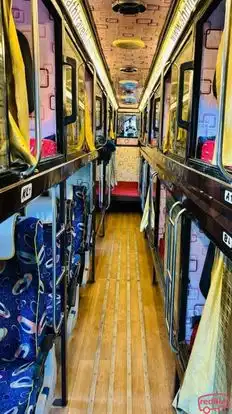 Maan Travels Bus-Amenities Image