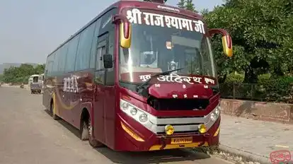 Maan Travels Bus-Front Image