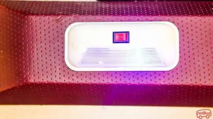 KMRL Kalaimakal Bus-Amenities Image