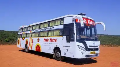 Yash yatra tour  organiser mumbai Bus-Side Image