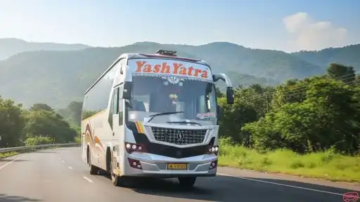 Yash Yatra Tour Orgniser Bus-Front Image