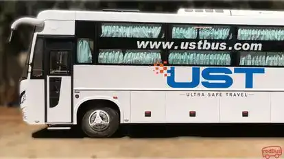 Umashankar Transports Bus-Side Image