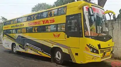 Shreyash Travels Bus-Front Image