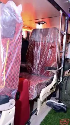 Shri Ganesh Travels (LR SIYOL) Bus-Seats Image