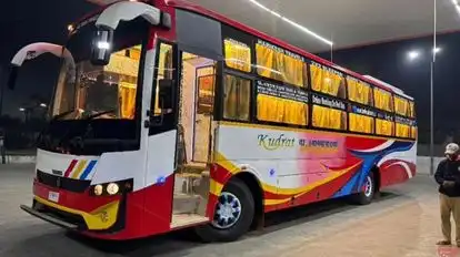 Harikesh Tour N Travels Bus-Side Image