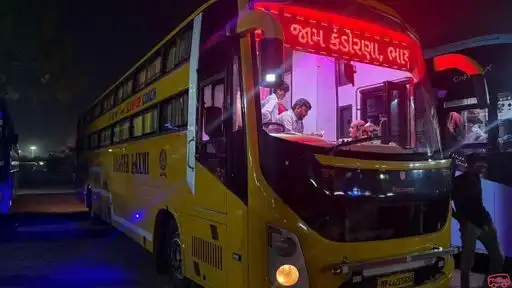 Dharti Travels Bus-Front Image