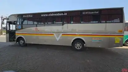 Shri Vishwa Tours and Travels Bus-Side Image