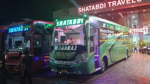 Shatabdi Travels Bus-Front Image