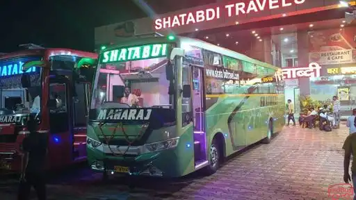 Shatabdi Travels Bus-Front Image