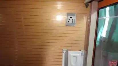 Kaveri and Kamakshi Travels Bus-Amenities Image