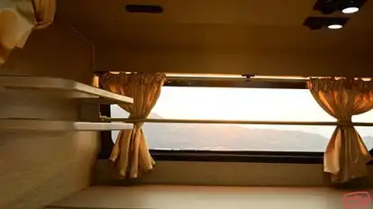 Garud Travels Bus-Amenities Image