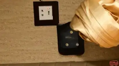 Garud Travels Bus-Amenities Image