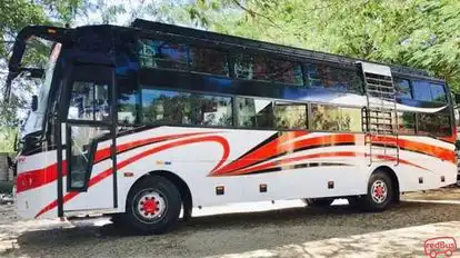 Chandu Travels Bus-Front Image