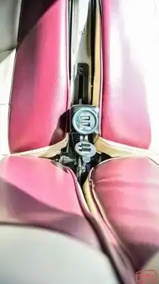 Jhajjz Transport Bus-Amenities Image