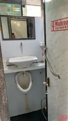 Saraswat Travels Bus-Amenities Image