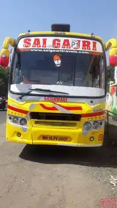 Mahi Travels Bus-Front Image