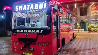 Shatabdi Travels Bus-Front Image