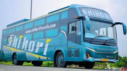 Shihori Travels Bus-Front Image