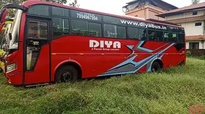 Diya Bus Bus-Front Image