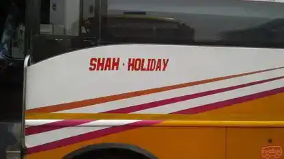 Shah Holiday Bus-Front Image