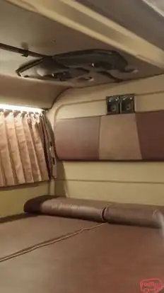 Hari Transport Company Bus-Amenities Image