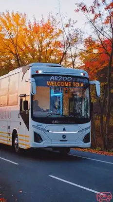 Arzoo Travels Bus-Front Image