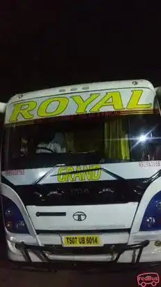 Royal Tours and Travels Bus-Front Image