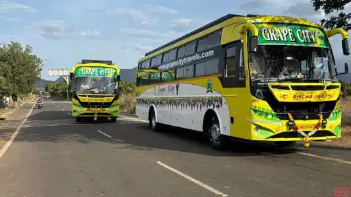 Grape City Travels Bus-Front Image