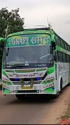 Grape City Travels Bus-Front Image