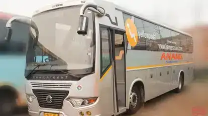 YellowPedal Bus-Front Image